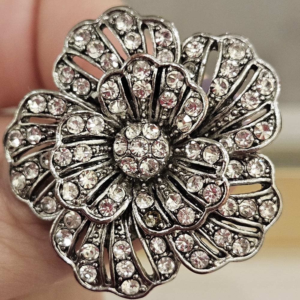 Vintage Floral Ring